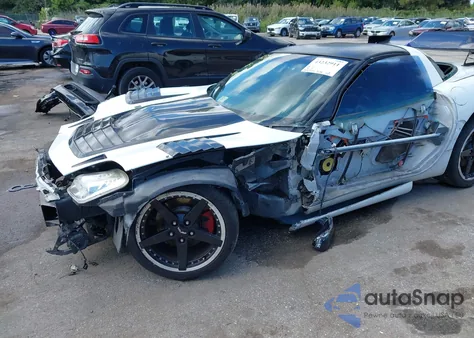 1997 Chevrolet Corvette из США, поврежденный, VIN 1G1YY22GXV5105939